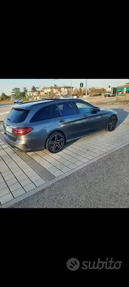 Usata Mercedes 220 194 CV (142 kW) 2019 Grigio Berlina