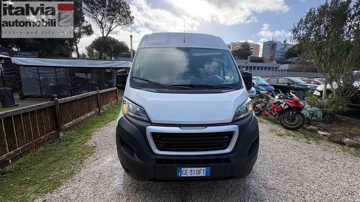 Usata Peugeot Boxer 140 CV (102 kW) 2021 Bianco Furgone
