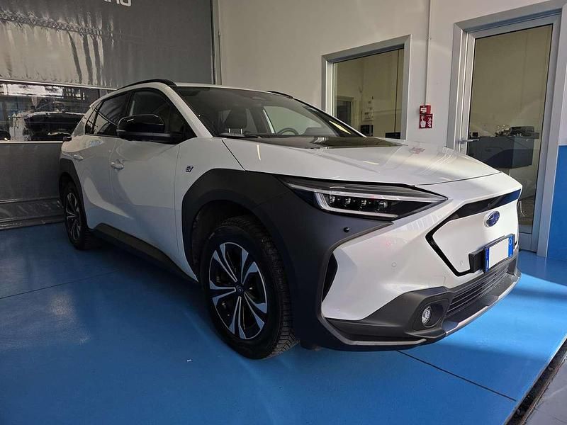 Usata Subaru Solterra 160 kW (218 CV) 2022 Bianco SUV