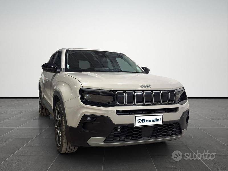Usata Jeep Avenger Summit 101 CV (74 kW) 2025 Stone SUV