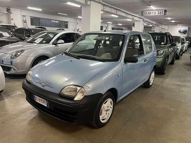 Blu/azzurro Usata 2007 Fiat 600 Due volumi | 3990 € (Molto cara) - Immagine 1/4