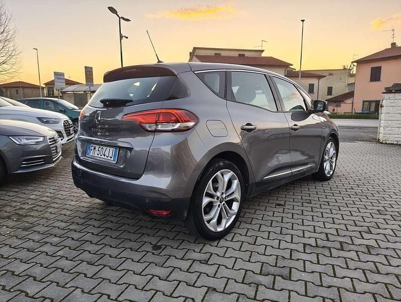 Usata Renault Scénic IV 110 CV (80 kW) 2018 Grigio Monovolume