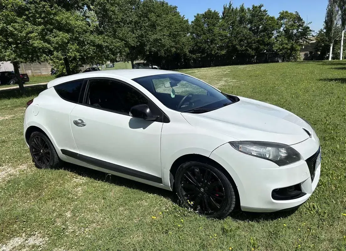 Usata Renault Mégane Coupé 131 CV (96 kW) 2011 Coupé