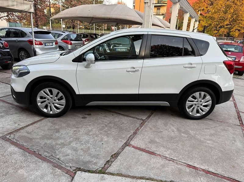 Używany Suzuki SX4 S-Cross Cool 111 KM (81 kW) 2019 Biały SUV