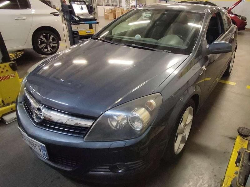 Blu/azzurro Usata 2008 Opel Astra GTC | 3000 € (Ottimo prezzo) - Immagine 1/4