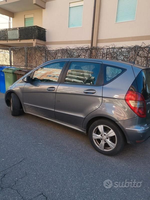 Usata Mercedes A200 2009 Grigio Berlina