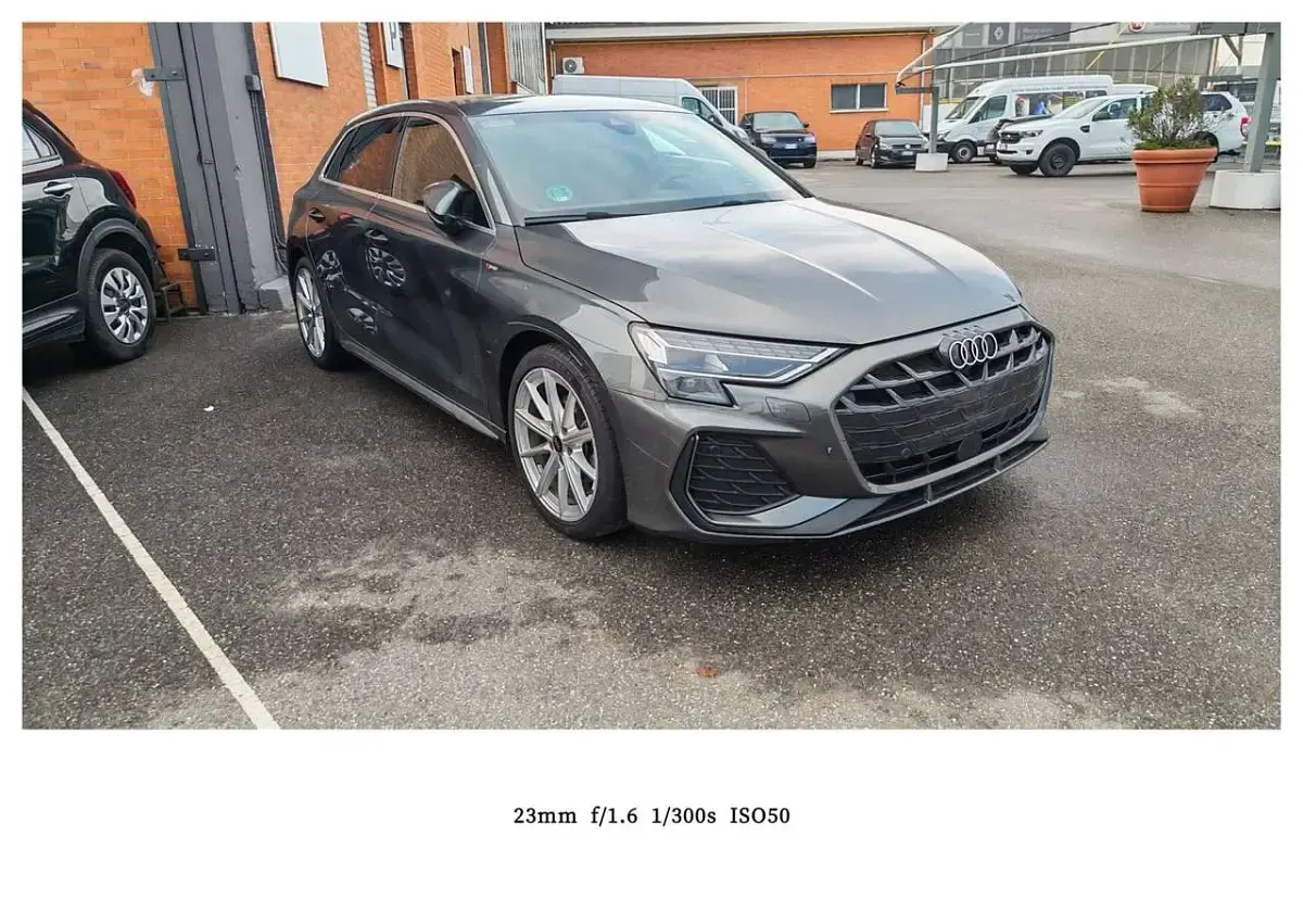 Usata Audi A3 S-Line 150 CV (110 kW) 2025 Grigio daytona Berlina