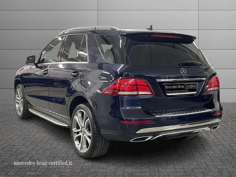 Usata Mercedes GLE350 Exclusive 258 CV (189 kW) 2018 Blu scuro metallizzato SUV