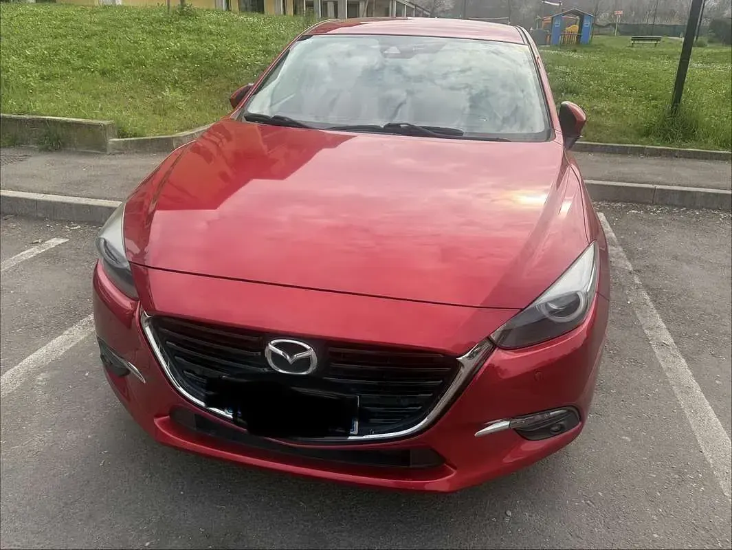 Usata Mazda 3 Exceed 105 CV (77 kW) 2017 Rosso Berlina