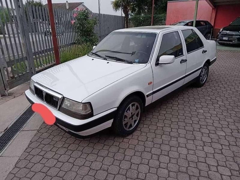 Usata Lancia Thema 116 CV (85 kW) 1990 Berlina