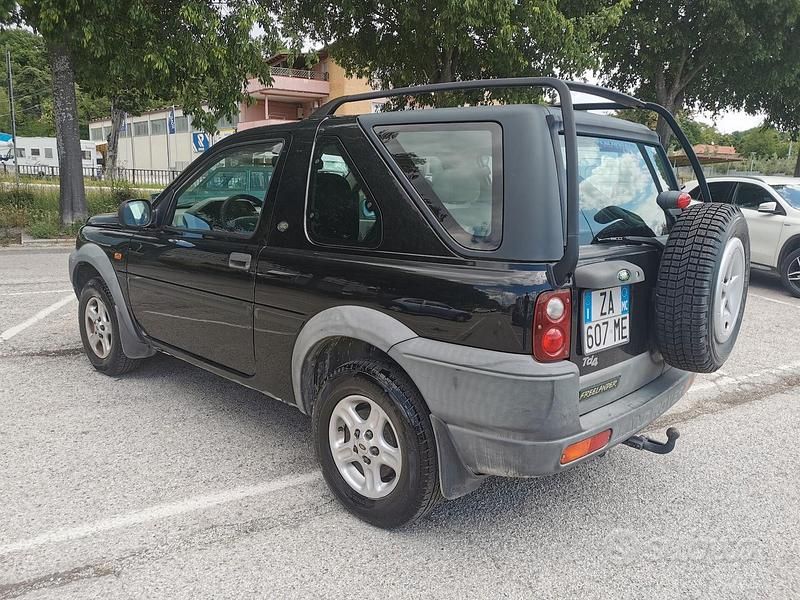 Usata Land Rover Freelander 111 CV (81 kW) 2001 Verde SUV