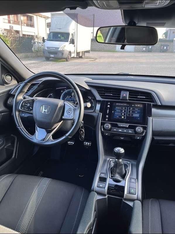 Usata Honda Civic Elegance 120 CV (88 kW) 2018 Bianco Berlina