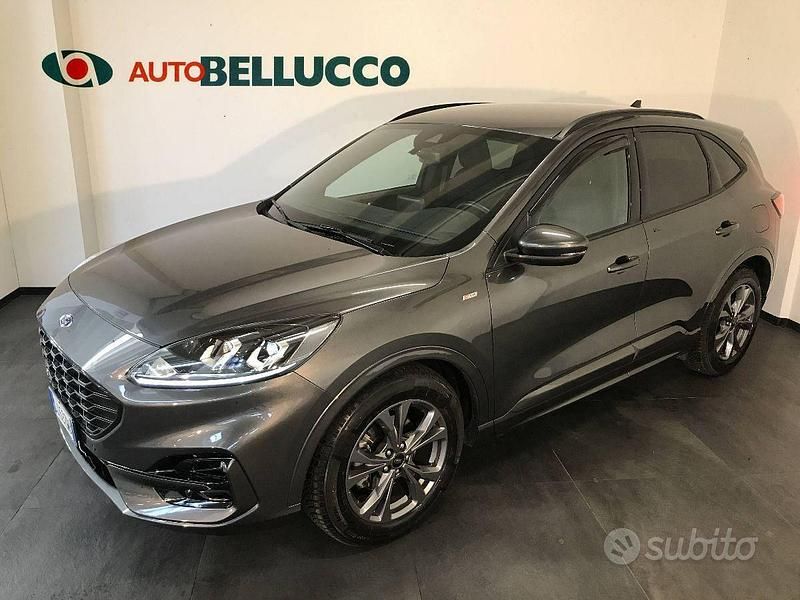 Usata Ford Kuga ST-Line 120 CV (88 kW) 2022 Grigio SUV