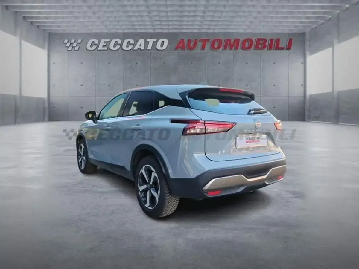 Usata Nissan Qashqai N-Connecta 190 CV (139 kW) 2022 Grigio SUV