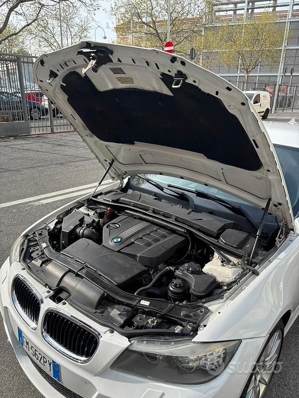 Begagnad BMW 320 M Sport 184 HK (135 kW) 2012 Vit Kombi
