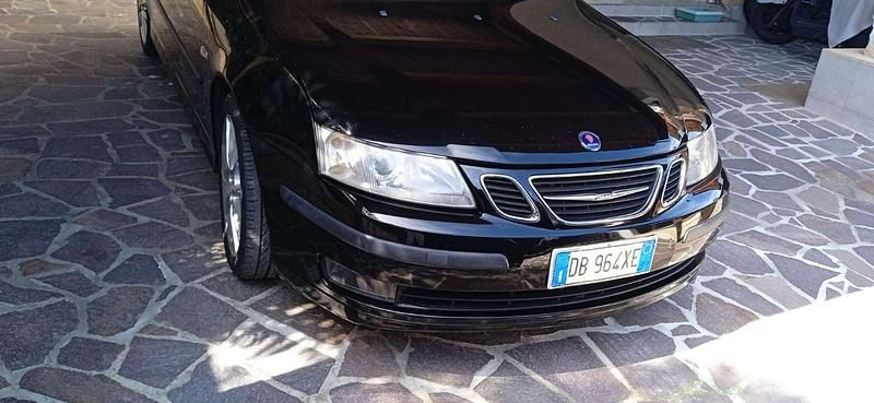Usata Saab 9-3 Cabriolet Vector 150 CV (110 kW) 2006 Nero Cabrio