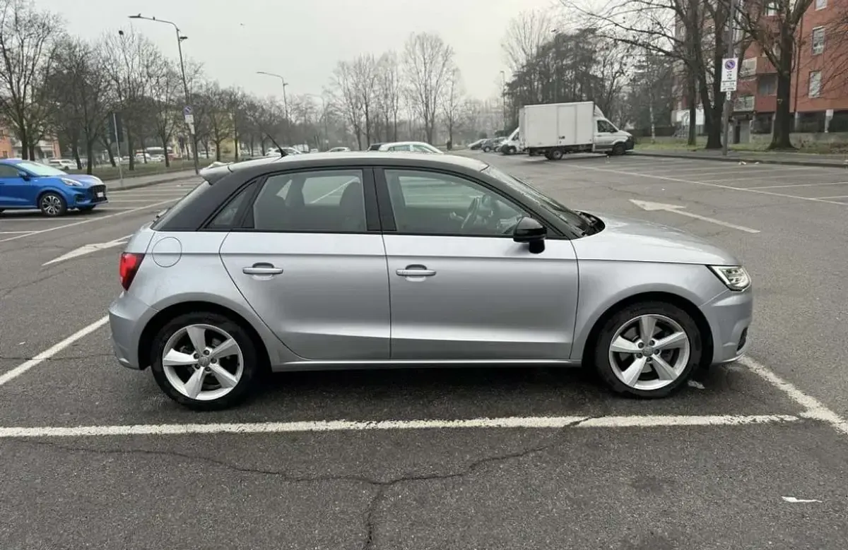 Begagnad Audi A1 Sportback S-Line 116 HK (85 kW) 2015 Halvkombi