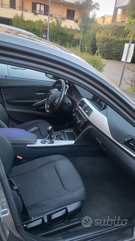 Usata BMW 318 Efficient Dynamics 2016 Berlina