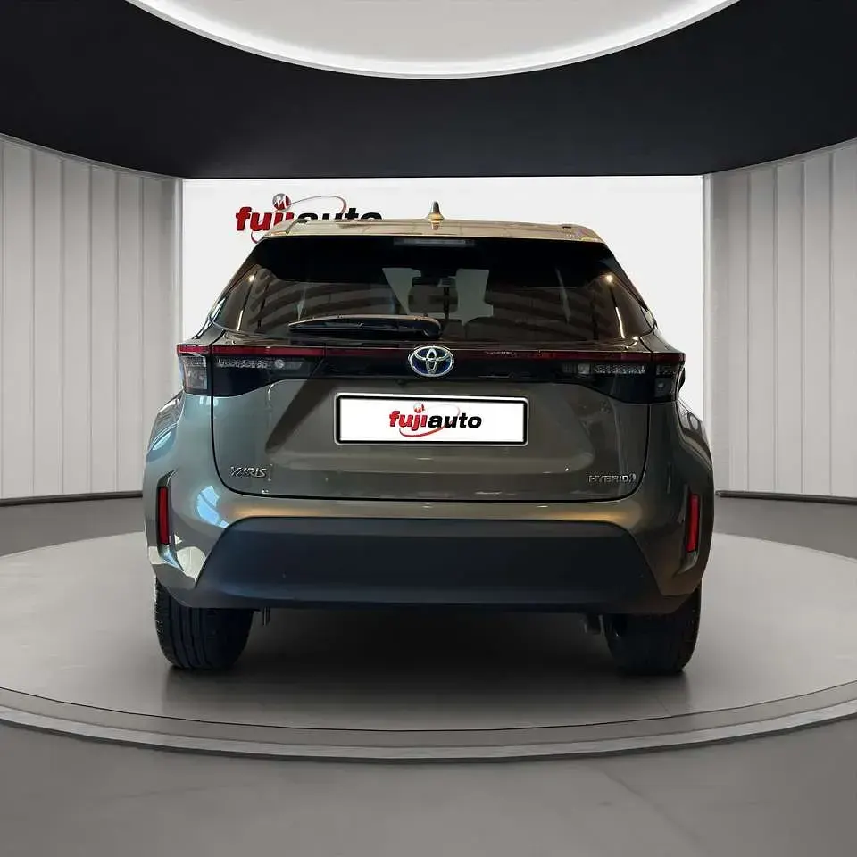 Usata Toyota Yaris Cross Trend 116 CV (85 kW) 2022 Oxide bronze SUV