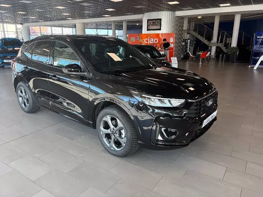 Nuova Ford Kuga ST-Line 243 CV (178 kW) 2026 Agata black SUV