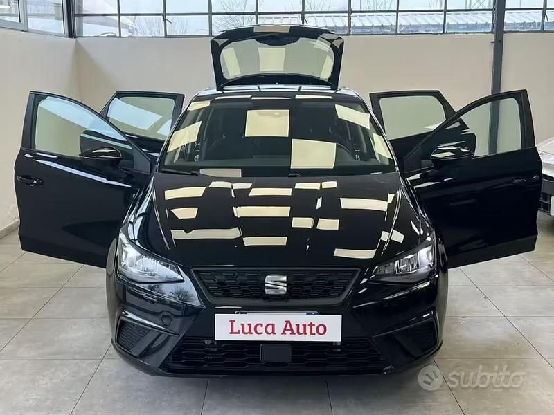 Usata Seat Ibiza SE 116 CV (85 kW) 2025 Nero Utilitaria
