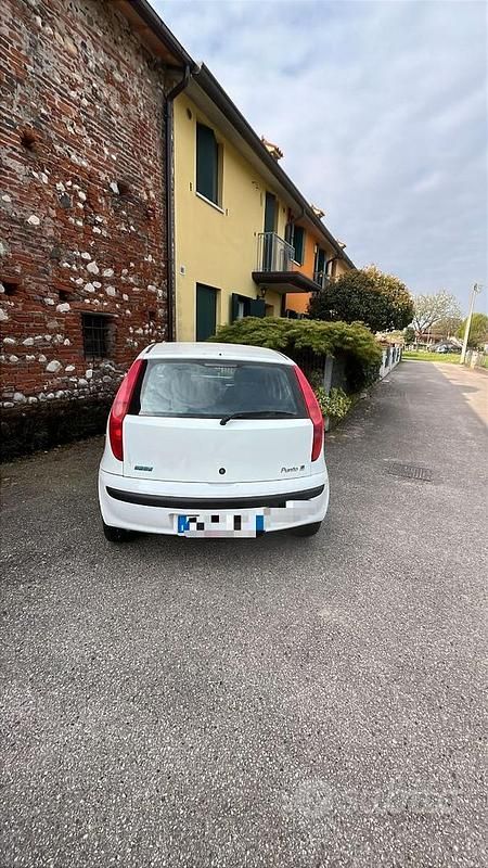 Usata Fiat Punto 2000 Bianco Utilitaria
