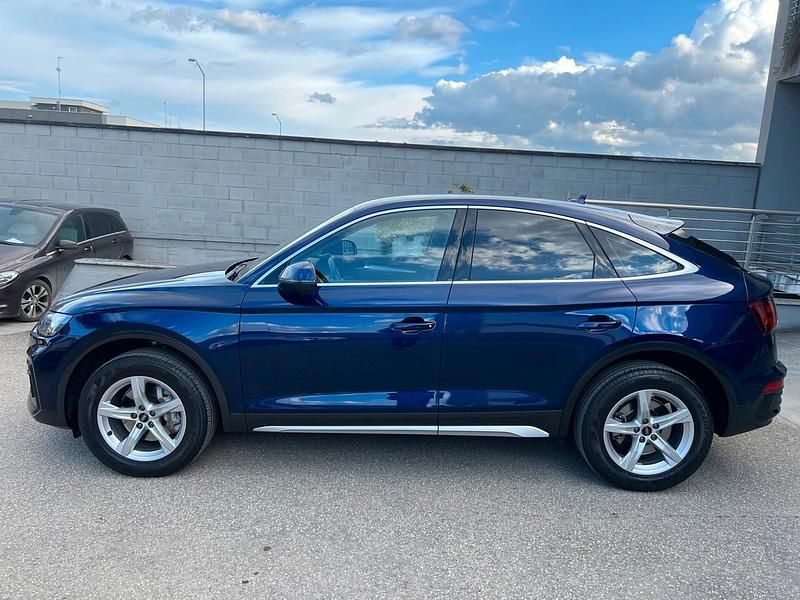Usata Audi Q5 Sportback Business 204 CV (150 kW) 2021 Blu/azzurro SUV