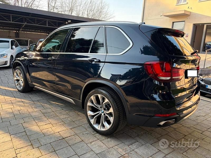 Begagnad BMW X5 Efficient Dynamics 249 HK (183 kW) 2017 Blå SUV