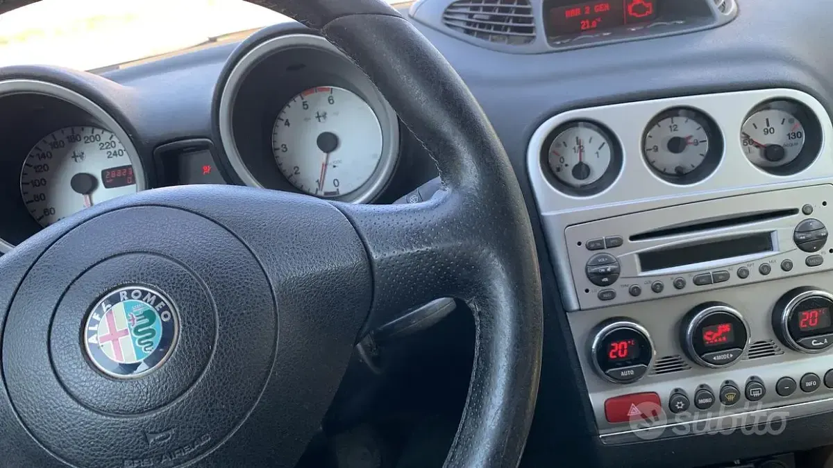 Usata Alfa Romeo 156 Exclusive 116 CV (85 kW) 2005 Bluazzurro Station wagon