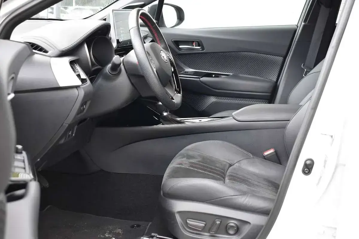 Usata Toyota C-HR Limited 122 CV (89 kW) 2023 Grigio SUV