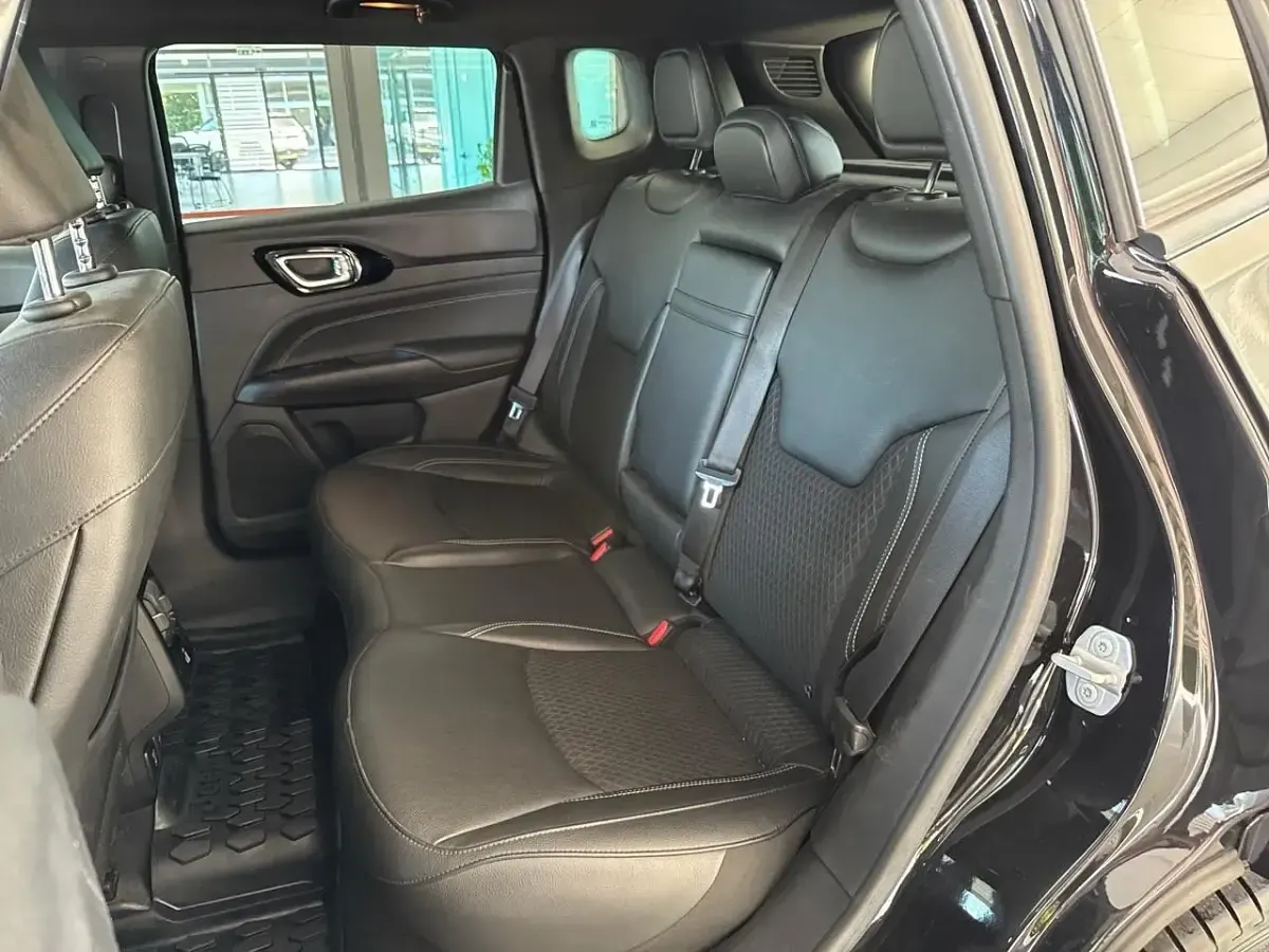 Usata Jeep Compass 131 CV (96 kW) 2021 Nero SUV