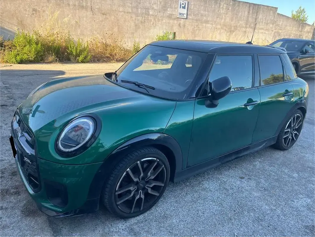 Usata Mini John Cooper Works 204 CV (150 kW) 2025 Verde Utilitaria