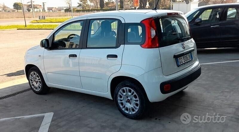 Usata Fiat Panda Easy 69 CV (50 kW) 2020 Bianco Utilitaria