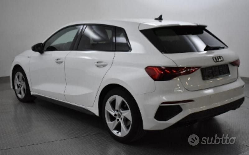 Usata Audi A3 S-Line 116 CV (85 kW) 2024 Bianco Berlina