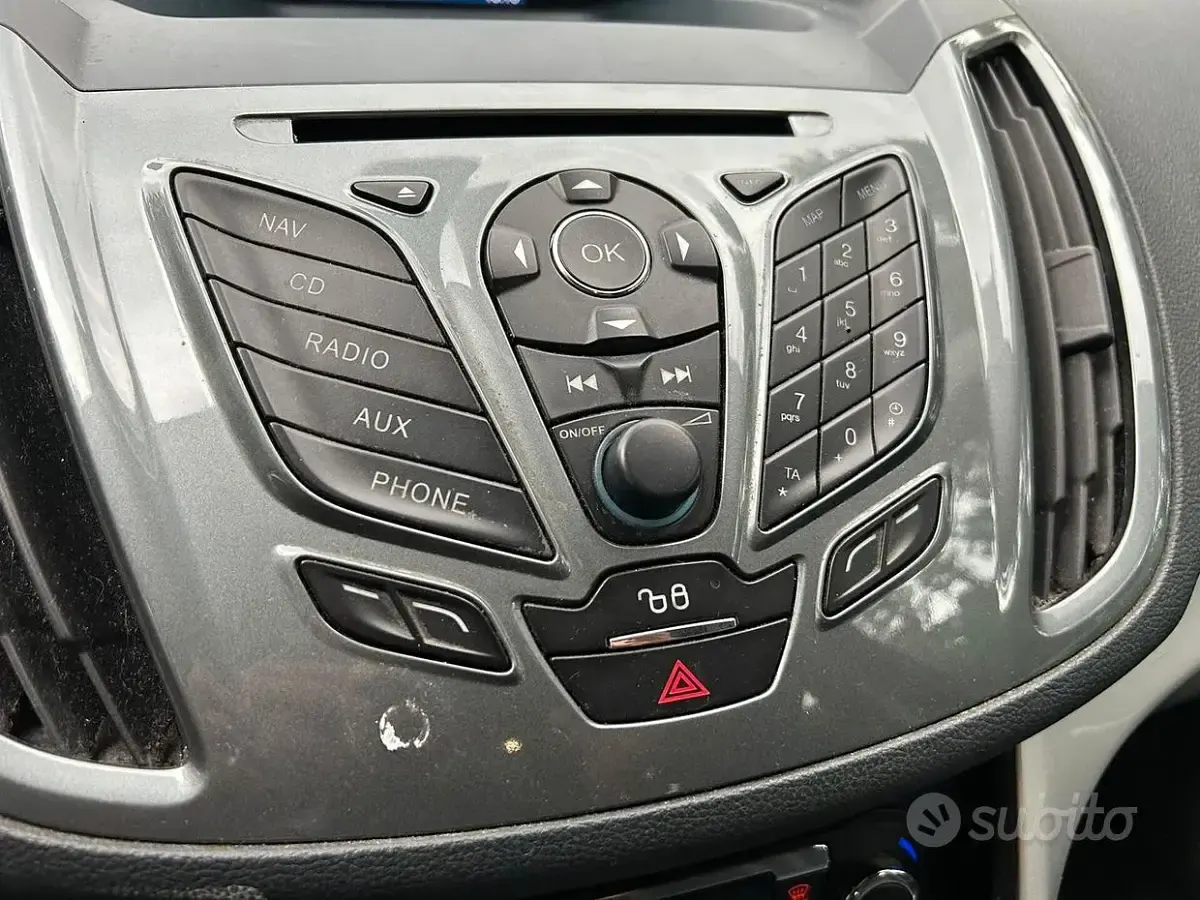 Occasion Ford C-MAX 95 ch (69 kW) 2011 Gris Monospace