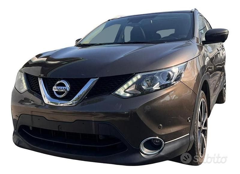 Usata Nissan Qashqai Tekna 110 CV (80 kW) 2016 Grigio(met.) SUV