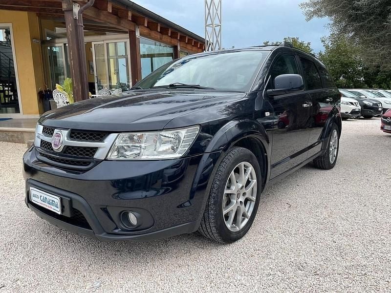 Usata Fiat Freemont 140 CV (102 kW) 2013 Blu SUV