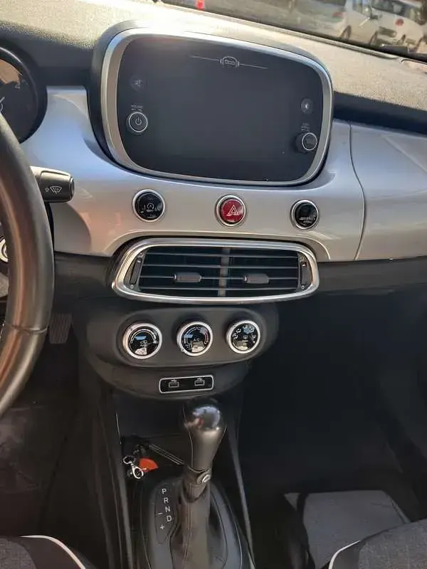 Usata Fiat 500 Cross 120 CV (88 kW) 2020 Argento Station wagon