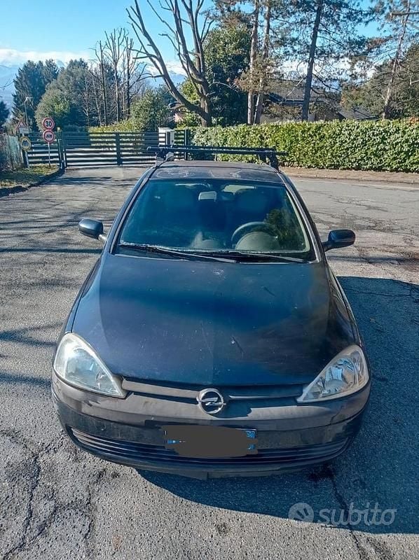 Usata Opel Corsa 2000 Blu Berlina