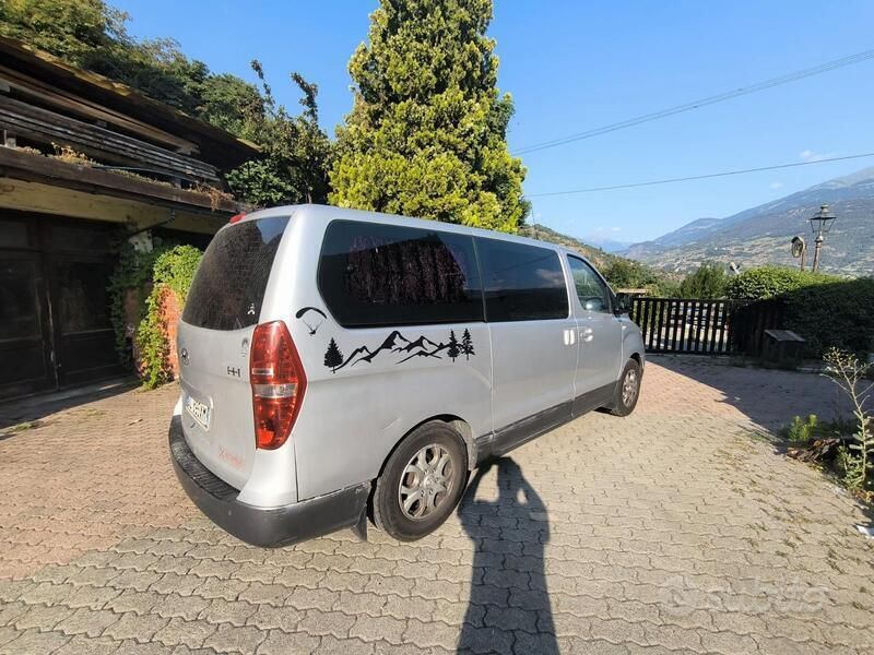Usata Hyundai H-1 Active 170 CV (125 kW) 2008 Argento Monovolume