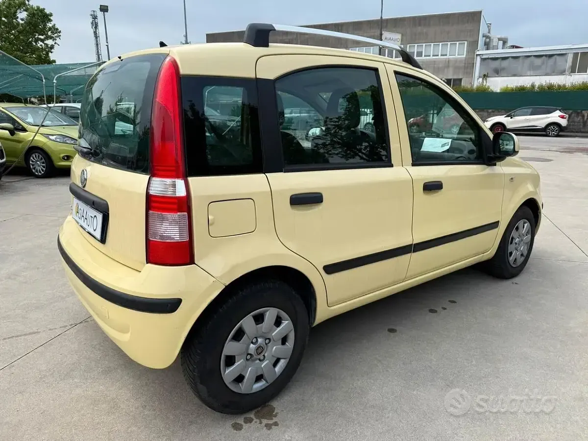 Usata Fiat Panda Dynamic 69 CV (50 kW) 2010 Giallo Utilitaria