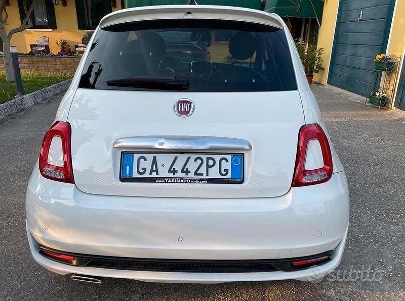 Begagnad Fiat 500 Rock 69 HK (50 kW) 2019 Vit Sedan