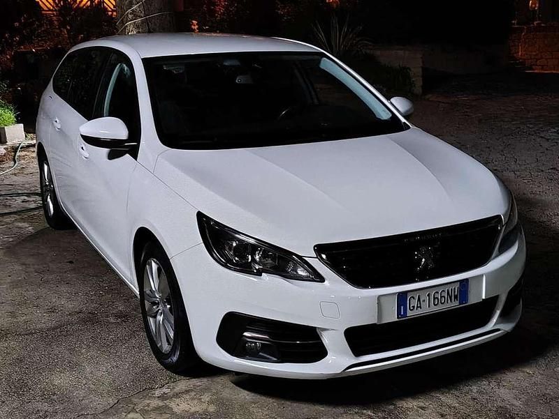Usata Peugeot 308 Business-Line 102 CV (75 kW) 2020 Bianco Station wagon