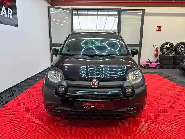 Usata Fiat Panda S 69 CV (50 kW) 2024 Nero Utilitaria