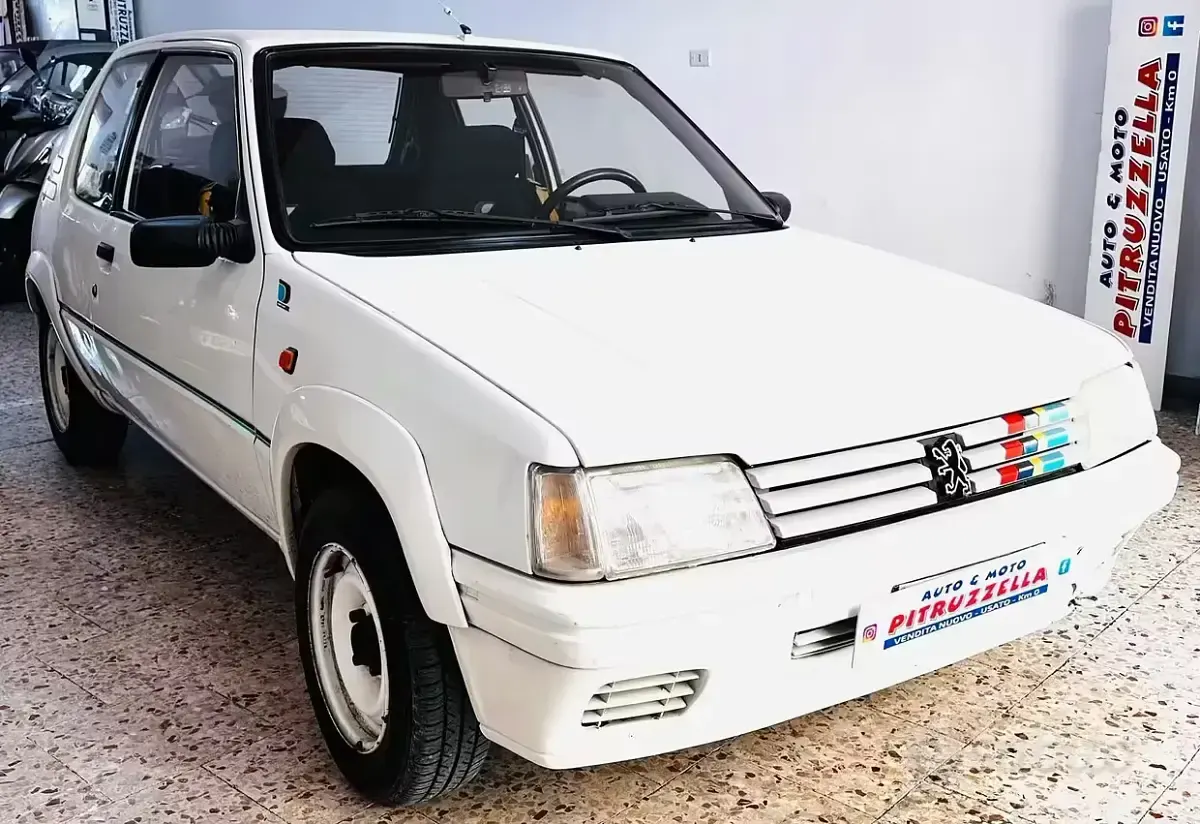 Occasion Peugeot 205 101 ch (74 kW) 1992 Berline