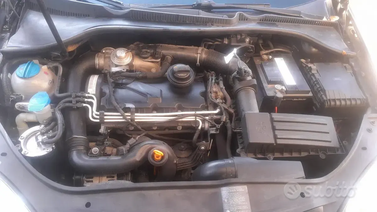 Usata VW Golf 105 CV (77 kW) 2008 Nero Monovolume