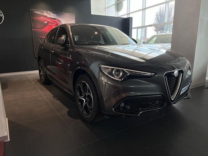 Usata Alfa Romeo Stelvio Veloce 210 CV (154 kW) 2022 Grigio SUV