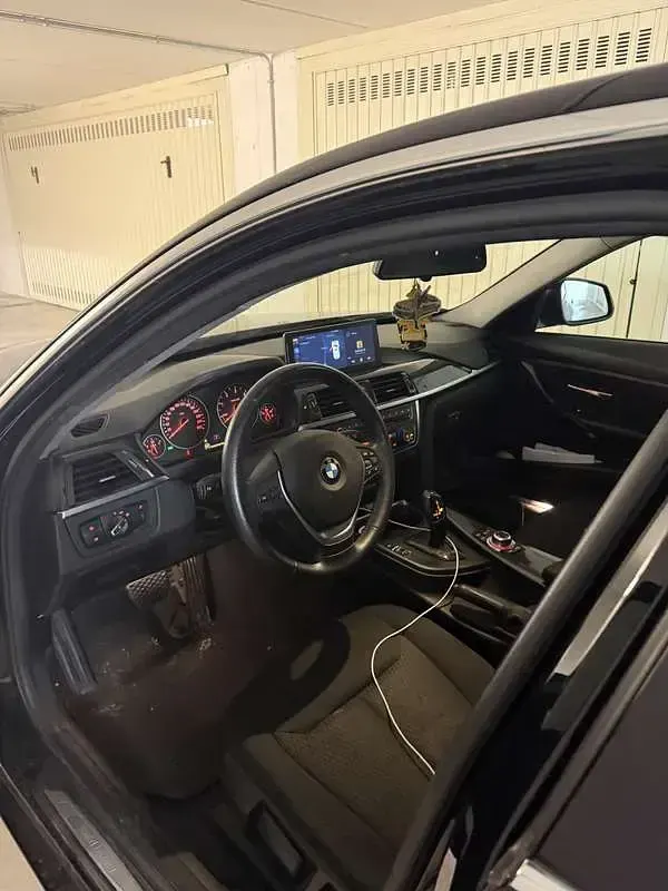 Usata BMW 330 Luxury Line 258 CV (189 kW) 2015 Station wagon