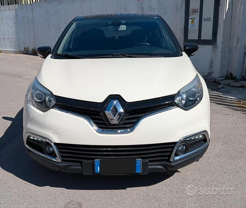 Occasion Renault Captur 90 ch (66 kW) 2015 Beige SUV