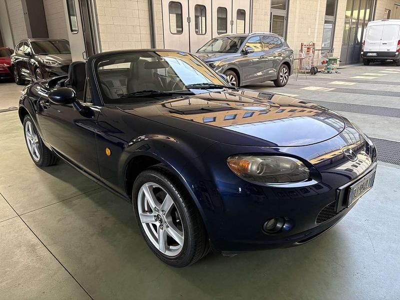 Usata Mazda MX5 High 126 CV (92 kW) 2007 Blu/azzurro Cabrio